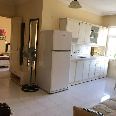 Seaside 2 Apartment *